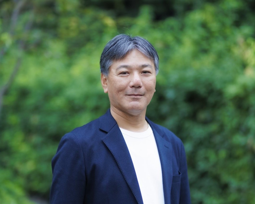 新村 肇